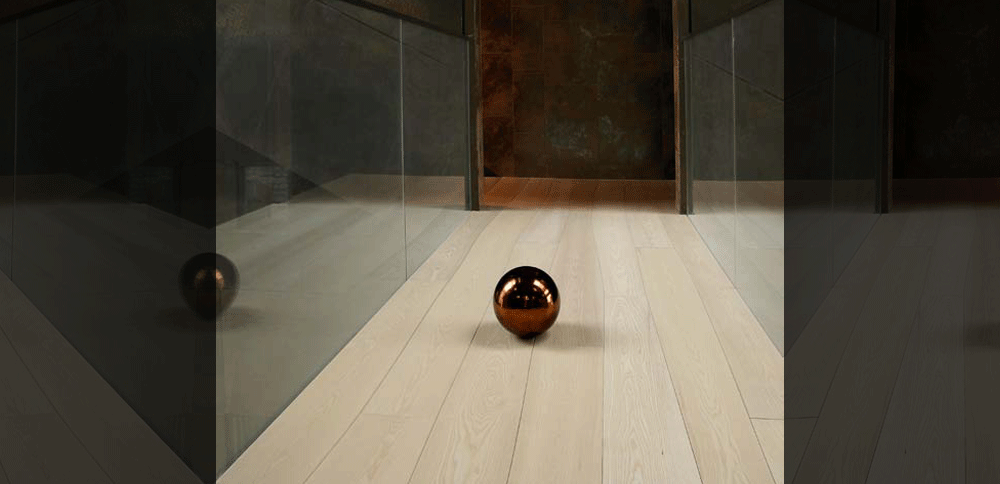 Bolefloor - 'Life is not a straight line' - træsgulv i ask